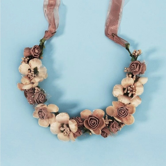 Flower headband - Picture 4 of 4